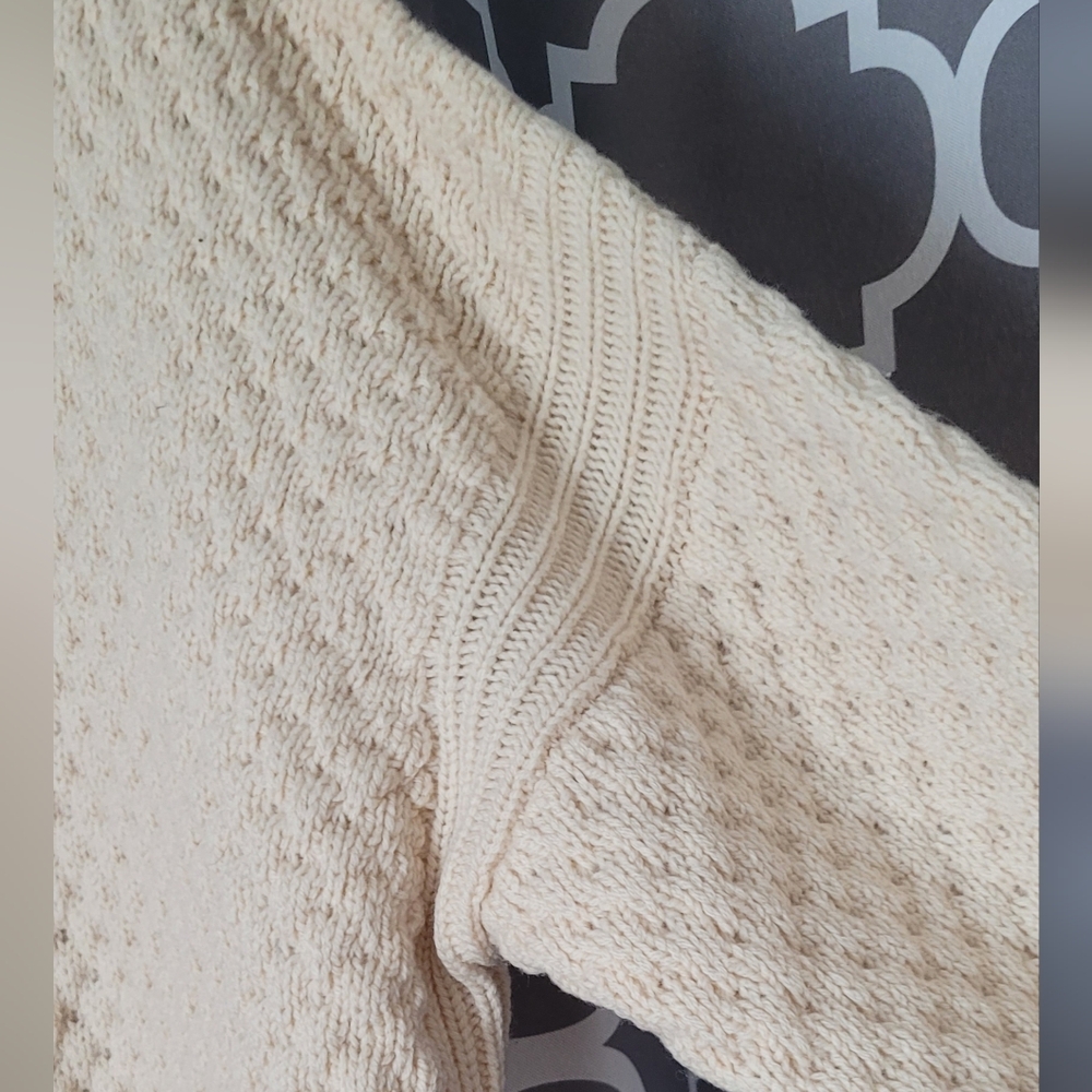 Vince Textured Cream Cardigan Wool/Yak Blend - Soft and Cozy -Exc Condition! - Picture 5 of 13